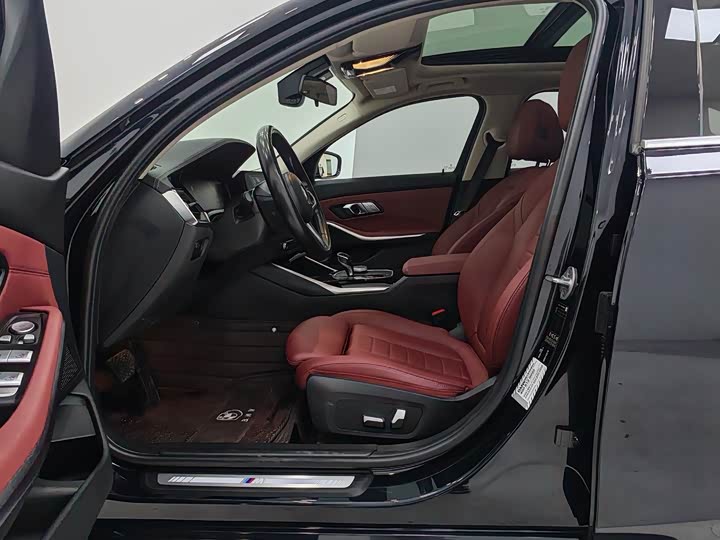 Фото 7 - BMW 3 Series