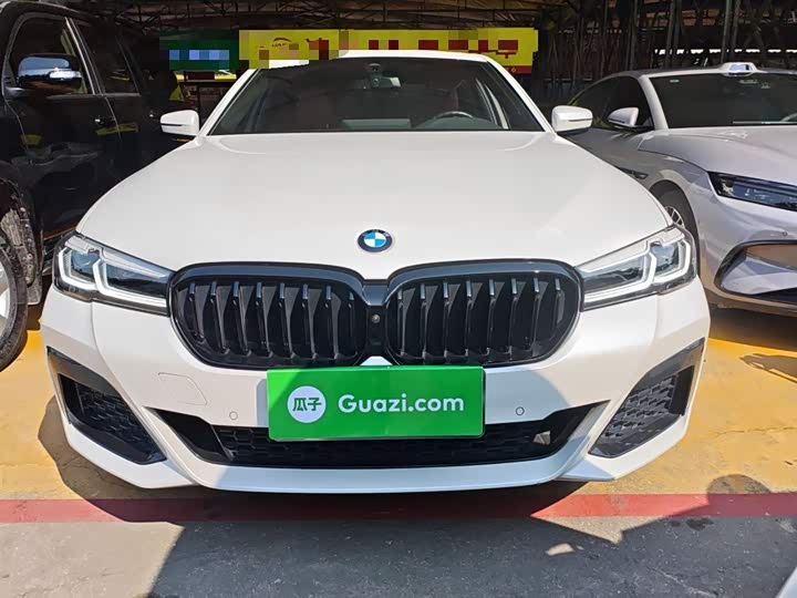 Фото 3 - BMW 5 Series