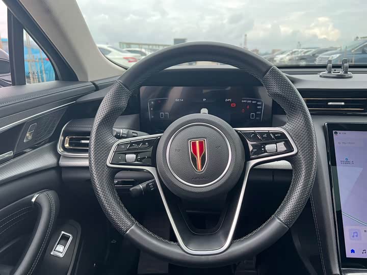 Фото 5 - Hongqi H5