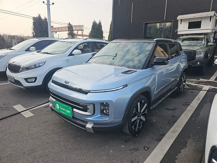 Фото 2 - Geely Icon