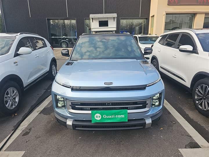 Фото 3 - Geely Icon