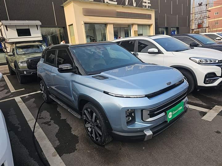 Фото 4 - Geely Icon