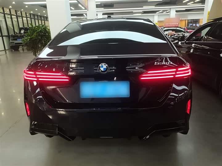 Фото 6 - BMW 5 Series