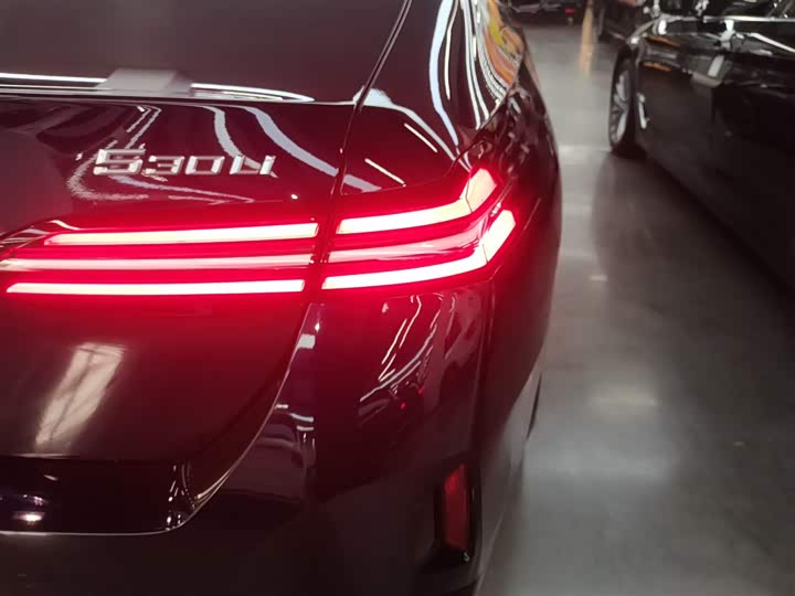 Фото 8 - BMW 5 Series