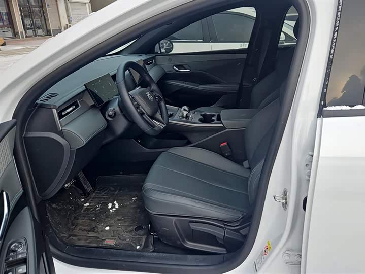 Фото 9 - BYD Qin Plus