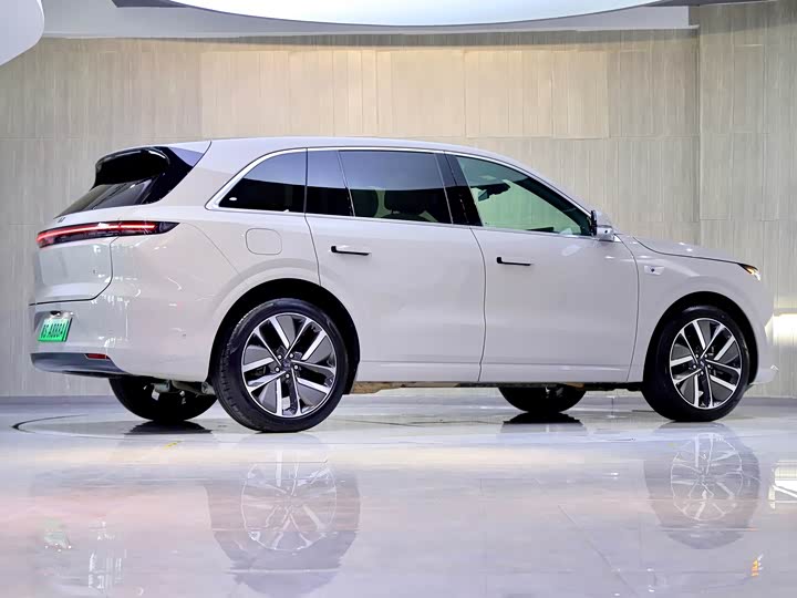 Фото 7 - LiXiang L6