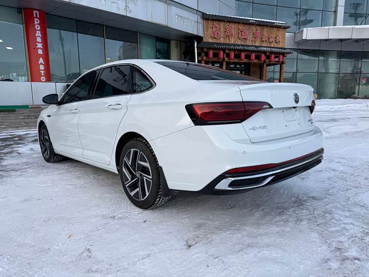 Фото 5 - Volkswagen Sagitar L