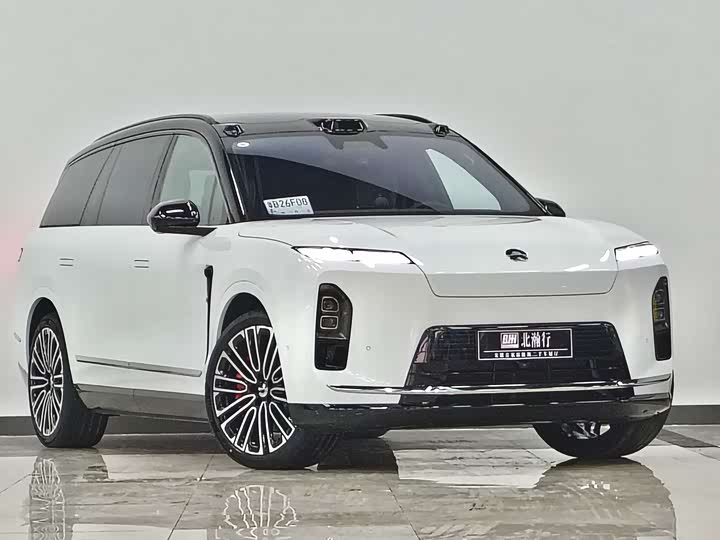 Фото 3 - Nio ES8