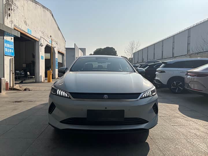 Фото 2 - BYD Qin Plus