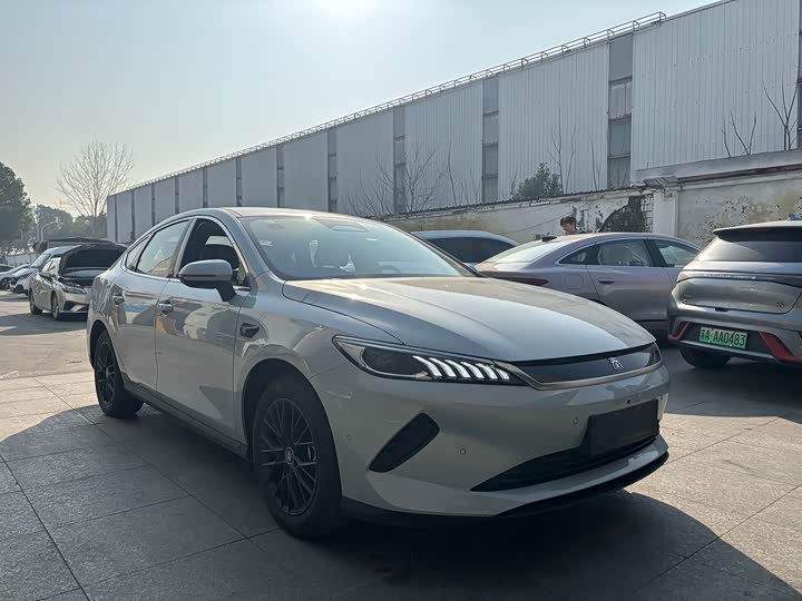 Фото 3 - BYD Qin Plus