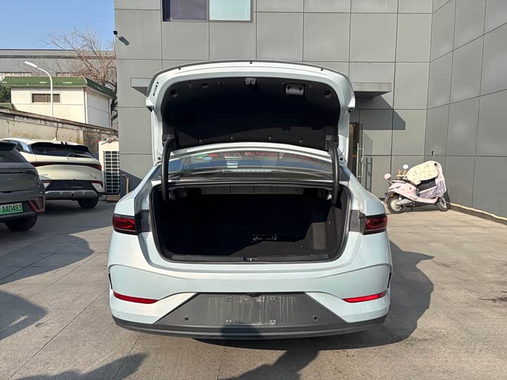 Фото 7 - BYD Qin Plus