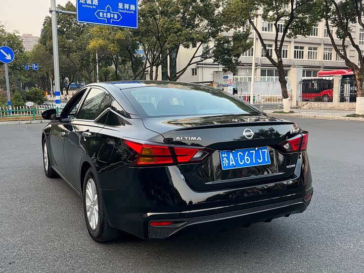 Фото 6 - Nissan Teana