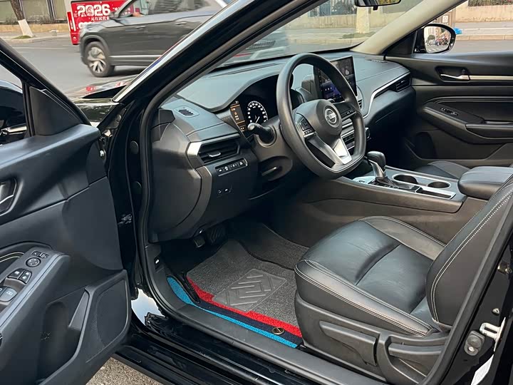 Фото 7 - Nissan Teana