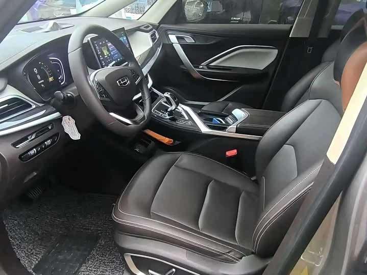 Фото 7 - Geely Jiaji