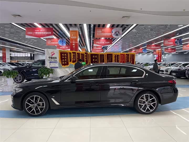 Фото 4 - BMW 5 Series