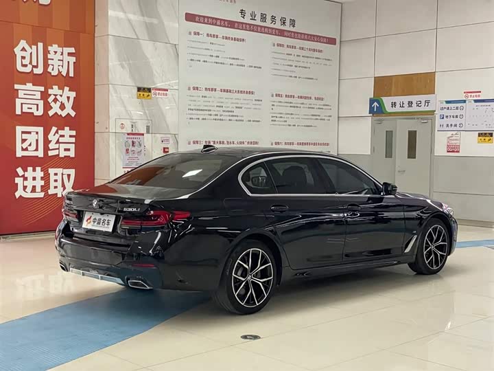 Фото 7 - BMW 5 Series