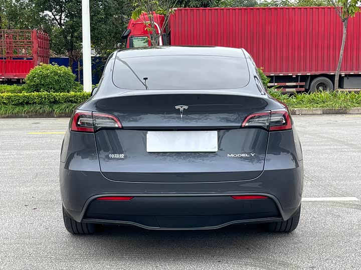 Фото 5 - Tesla Model Y