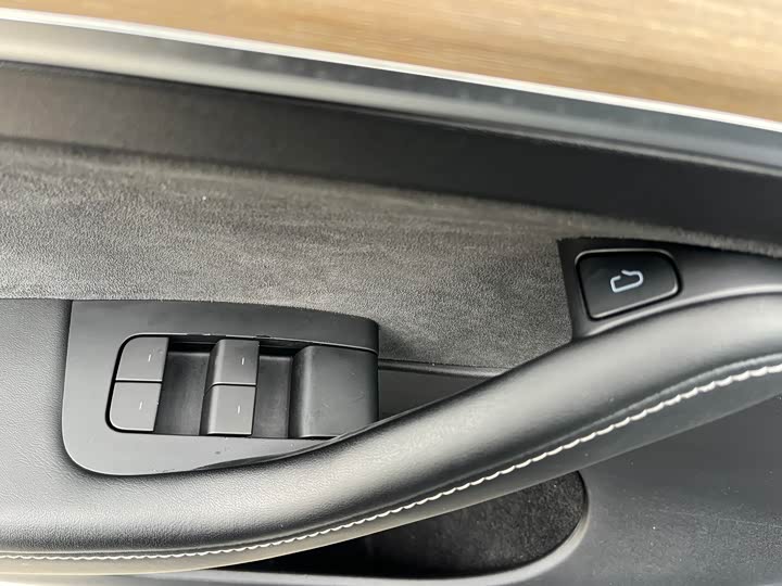 Фото 9 - Tesla Model Y