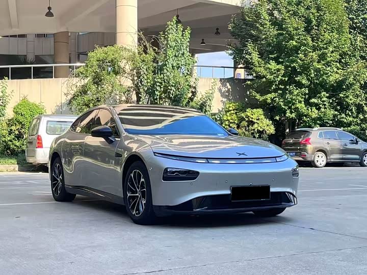 Фото 3 - XPeng P7