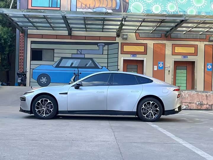 Фото 5 - XPeng P7