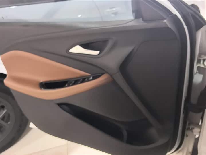 Фото 7 - Buick Verano