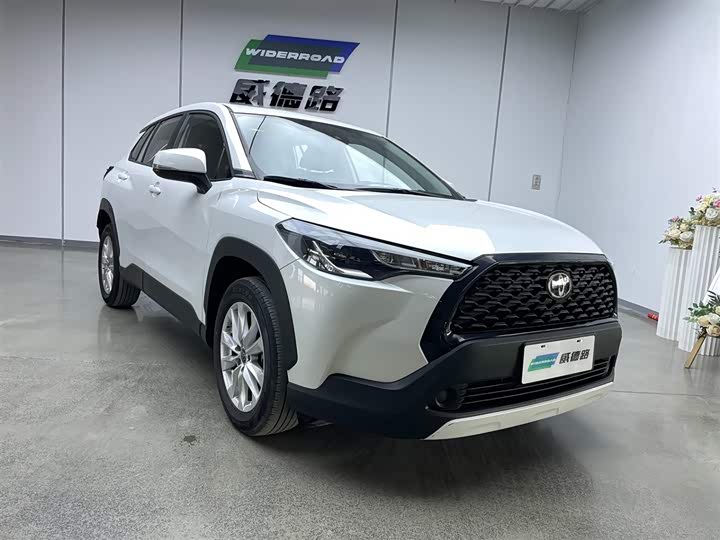 Фото 4 - Toyota Corolla Cross