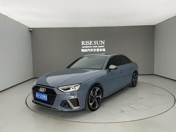 Фото 1 - Audi A4L