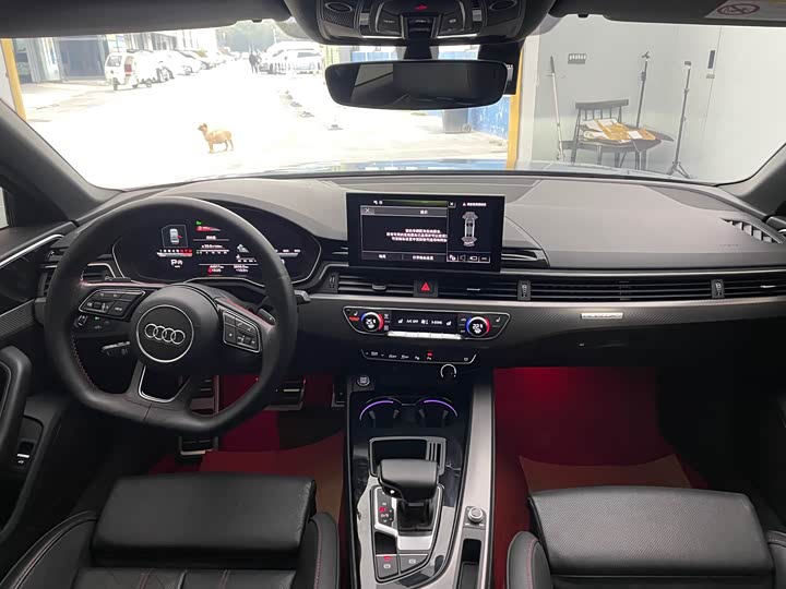 Фото 6 - Audi A4L