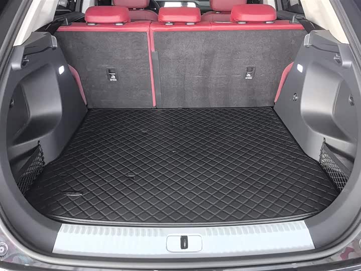 Фото 4 - Hongqi HS5