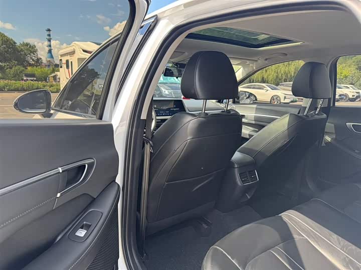 Фото 7 - Hyundai Sonata N Line