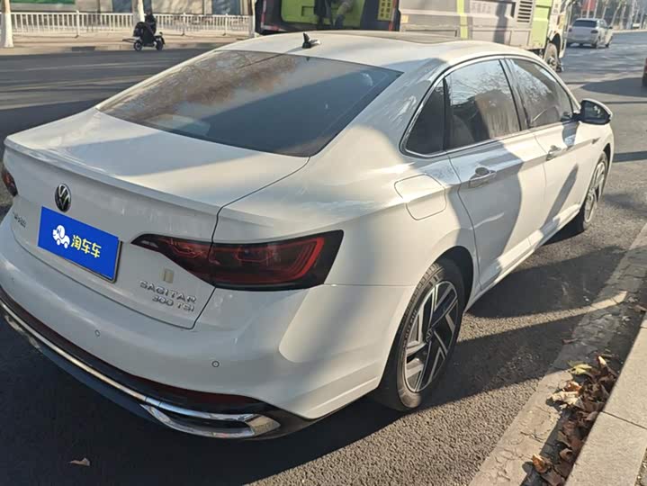 Фото 3 - Volkswagen Sagitar L