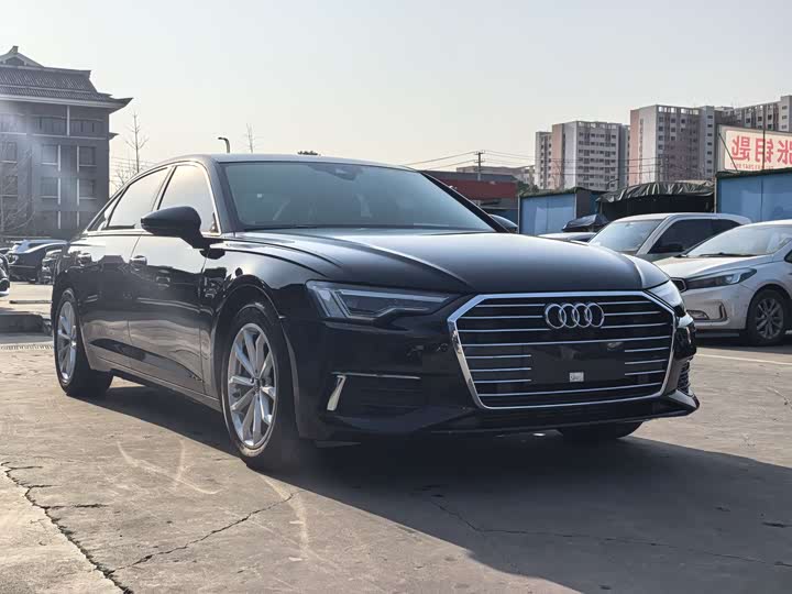 Фото 3 - Audi A6L