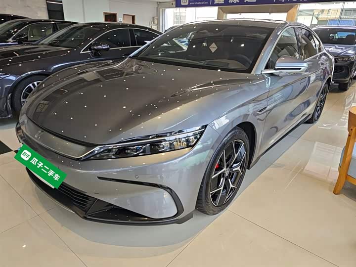 Фото 2 - BYD Han