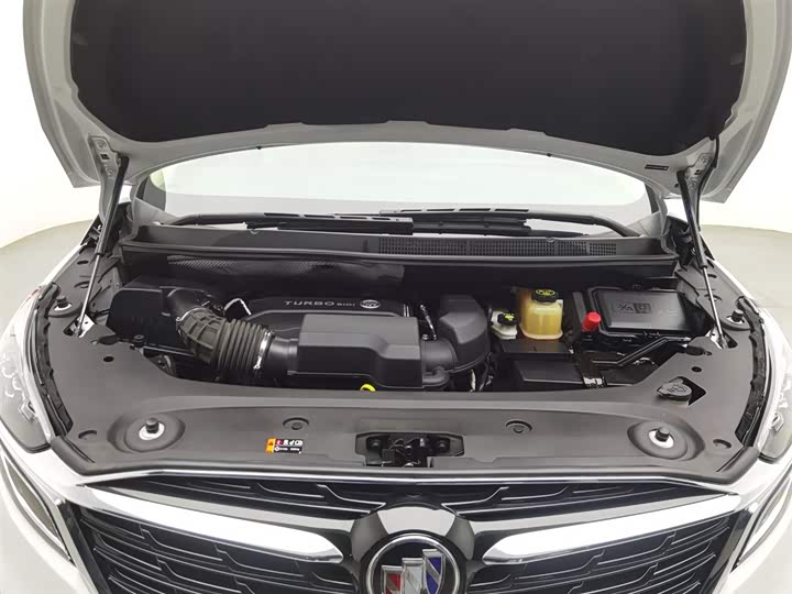 Фото 6 - Buick GL8 ES