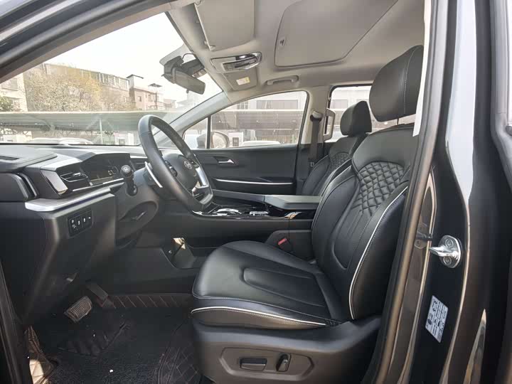 Фото 8 - Hyundai Custo