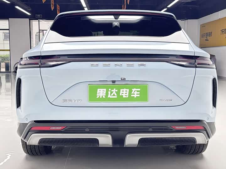 Фото 7 - Denza N7