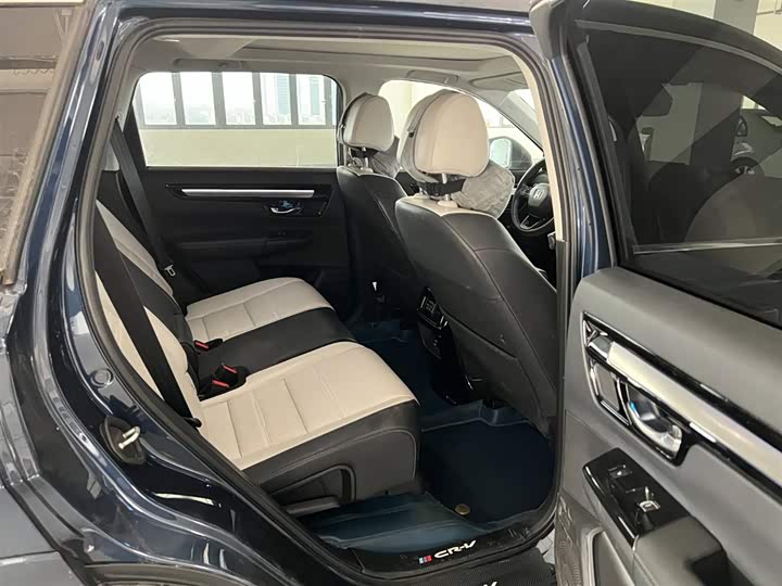 Фото 9 - Honda CR-V Hybrid