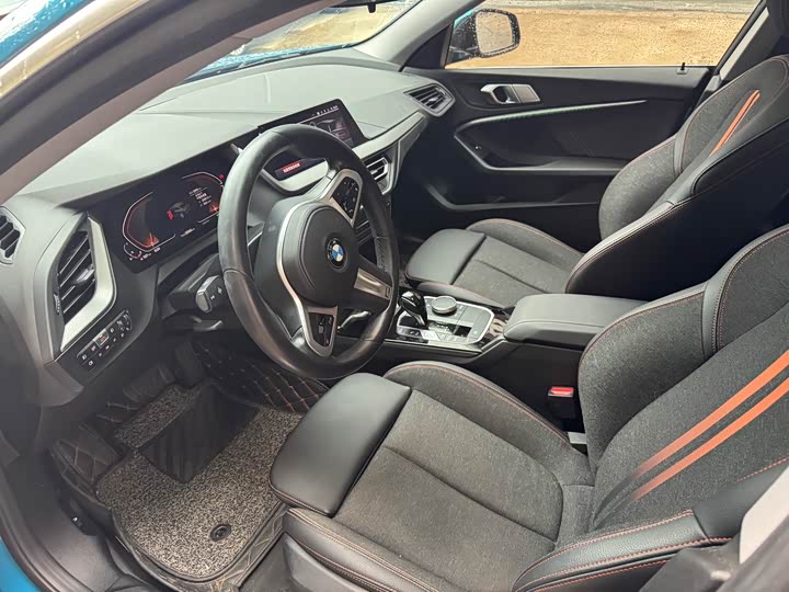 Фото 3 - BMW 2 Series