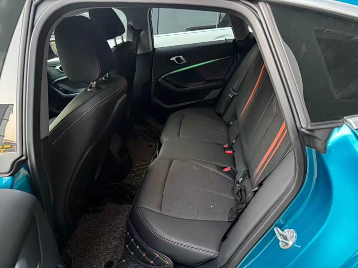 Фото 5 - BMW 2 Series