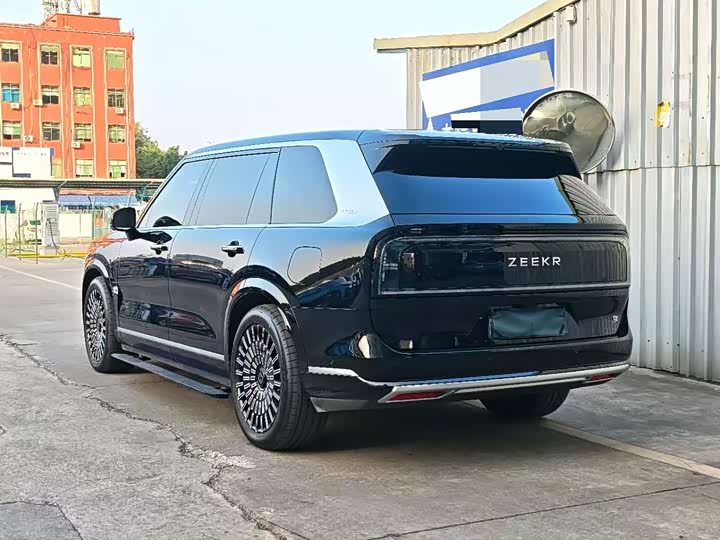 Фото 8 - Zeekr 9X