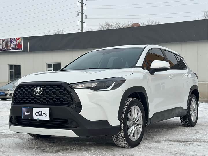 Фото 1 - Toyota Corolla Cross