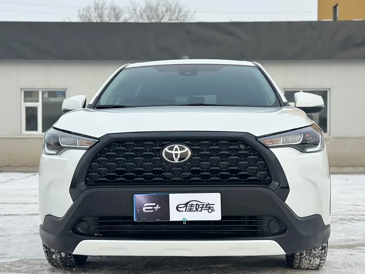 Фото 2 - Toyota Corolla Cross