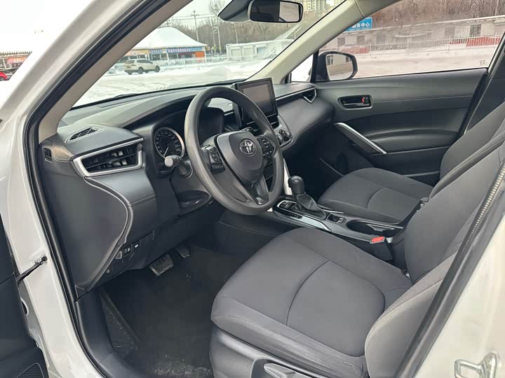 Фото 4 - Toyota Corolla Cross