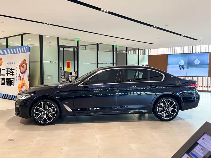 Фото 5 - BMW 5 Series