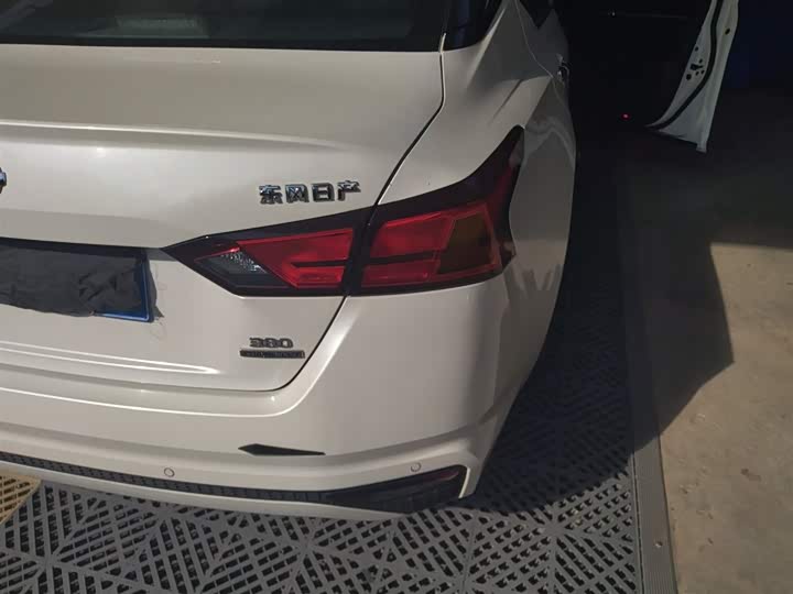 Фото 8 - Nissan Teana