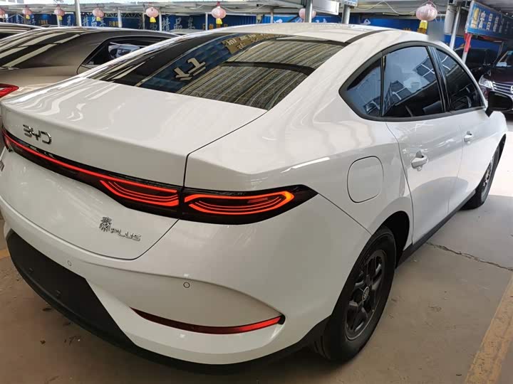 Фото 7 - BYD Qin Plus