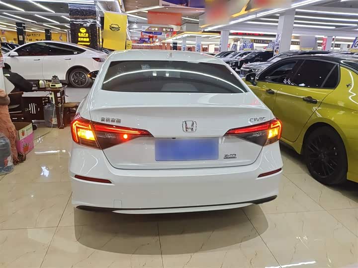 Фото 6 - Honda Civic