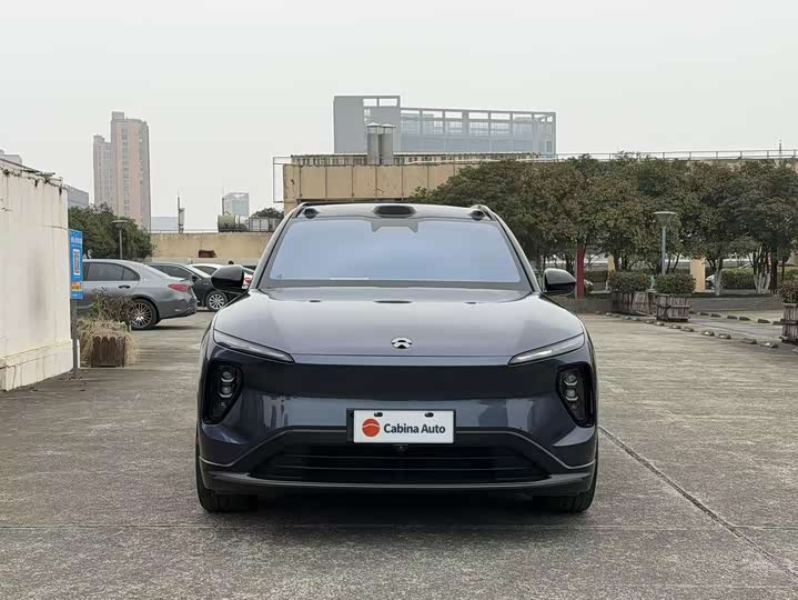 Фото 2 - Nio ES6