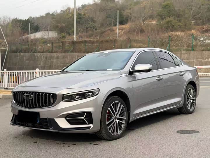 Фото 1 - Geely Preface