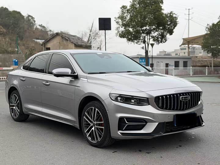 Фото 3 - Geely Preface